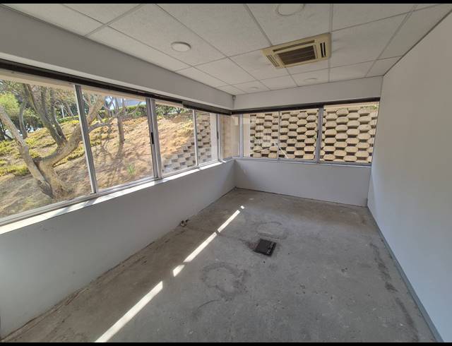 686M² OFFICE TO LET IN WOODMEAD